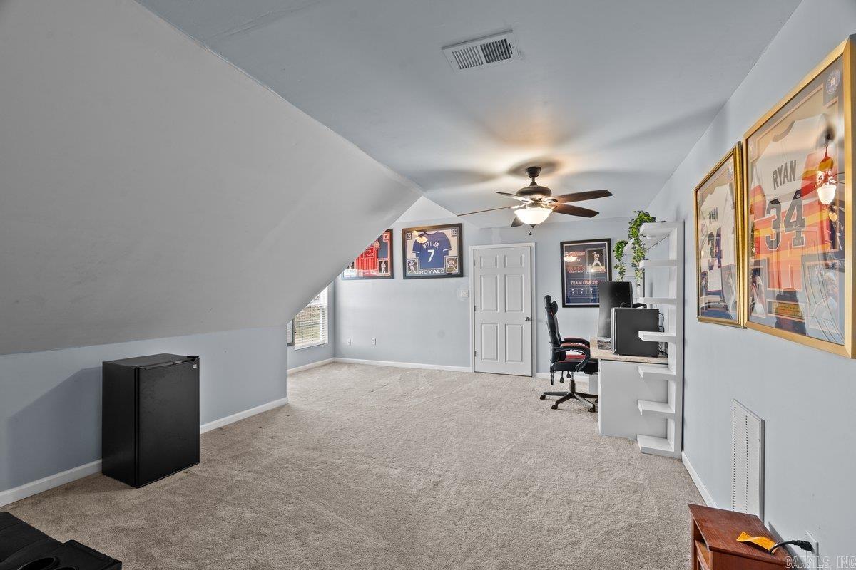 DELTA ACRES - Residential