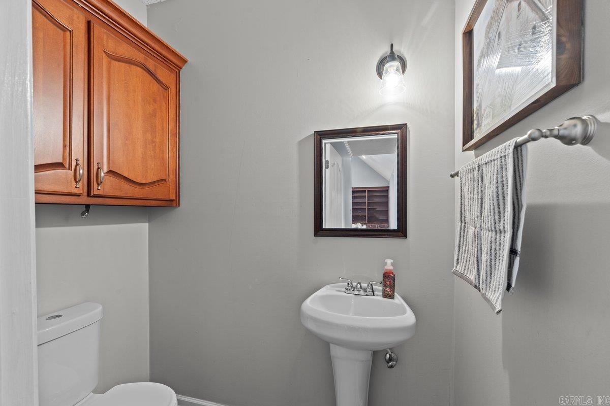 DELTA ACRES - Residential