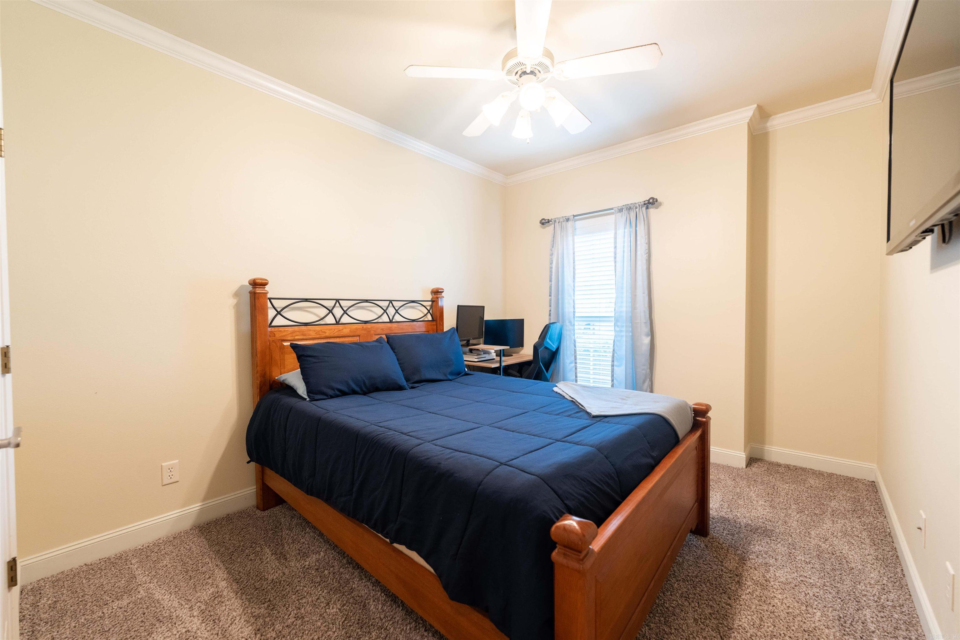 CLUB CREEK - Residential