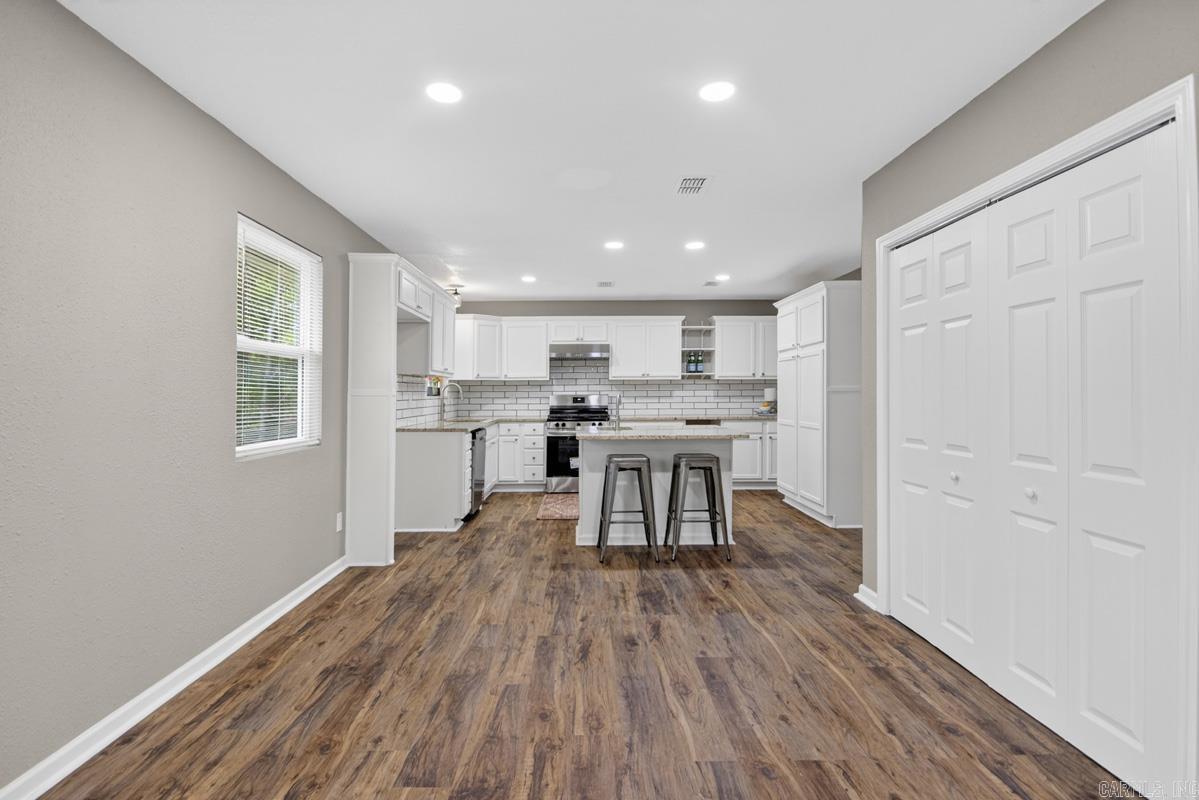 INDIAN HILLS - Residential
