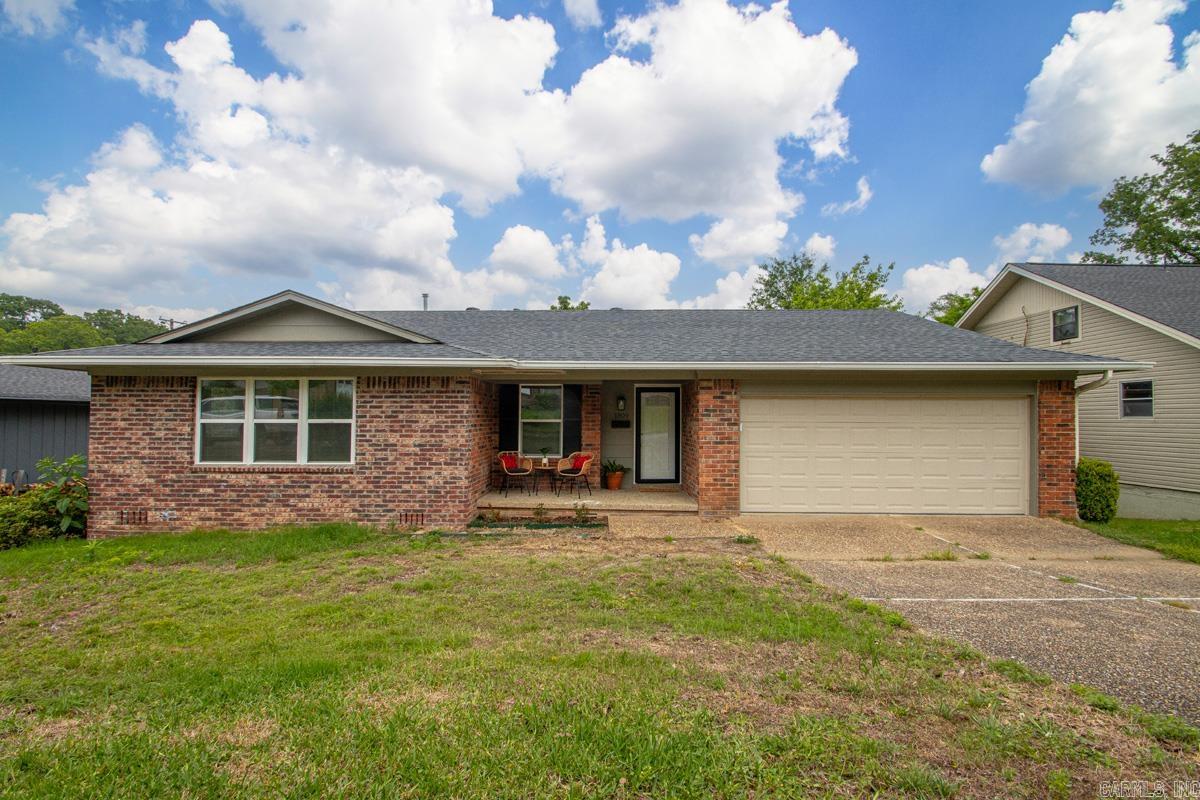 INDIAN HILLS - Residential