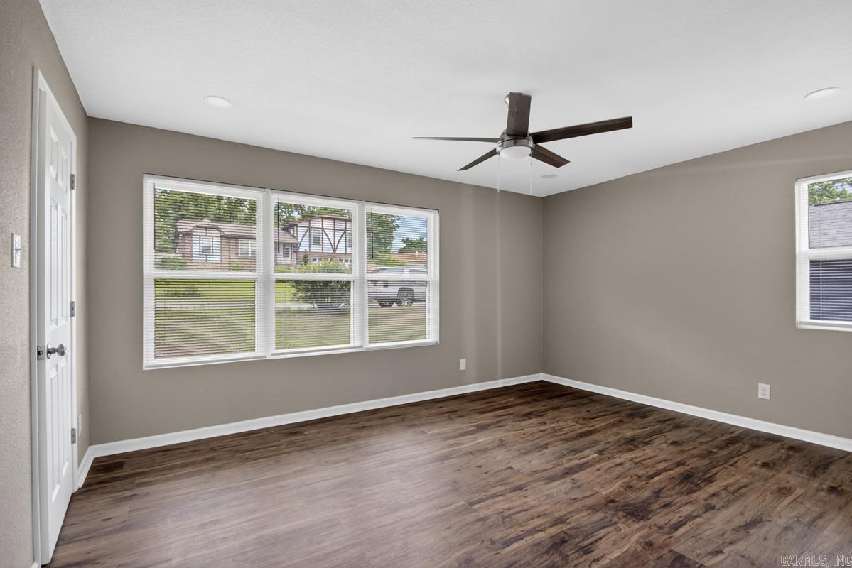 INDIAN HILLS - Residential