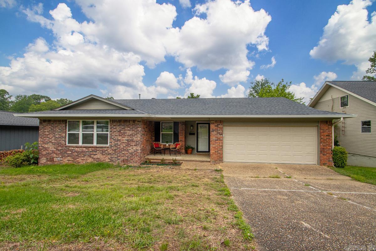 INDIAN HILLS - Residential