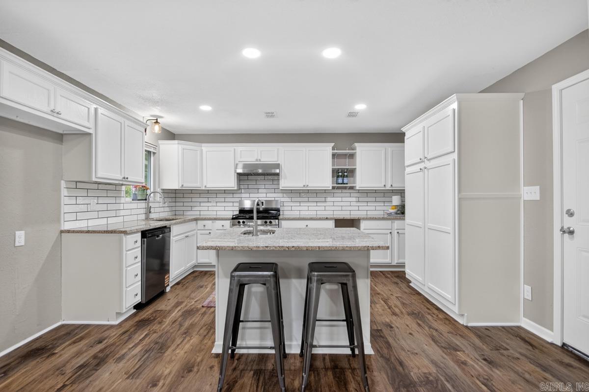 INDIAN HILLS - Residential
