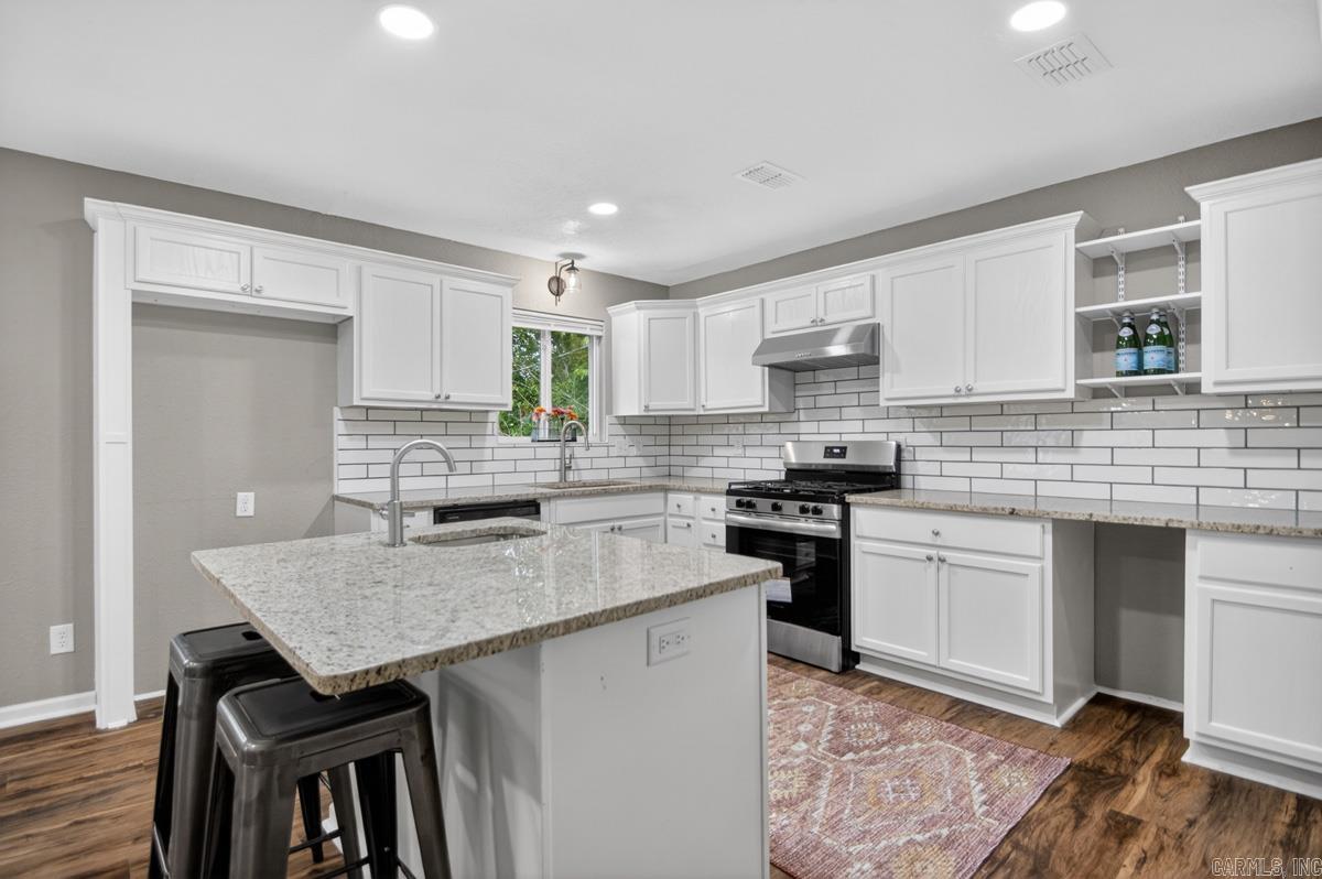INDIAN HILLS - Residential