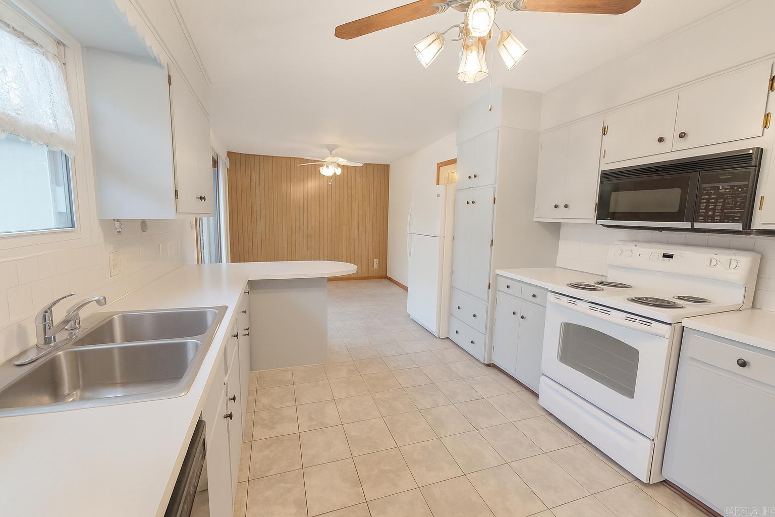 BROADMOOR ADD - Residential