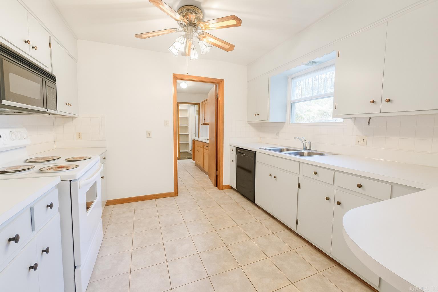 BROADMOOR ADD - Residential