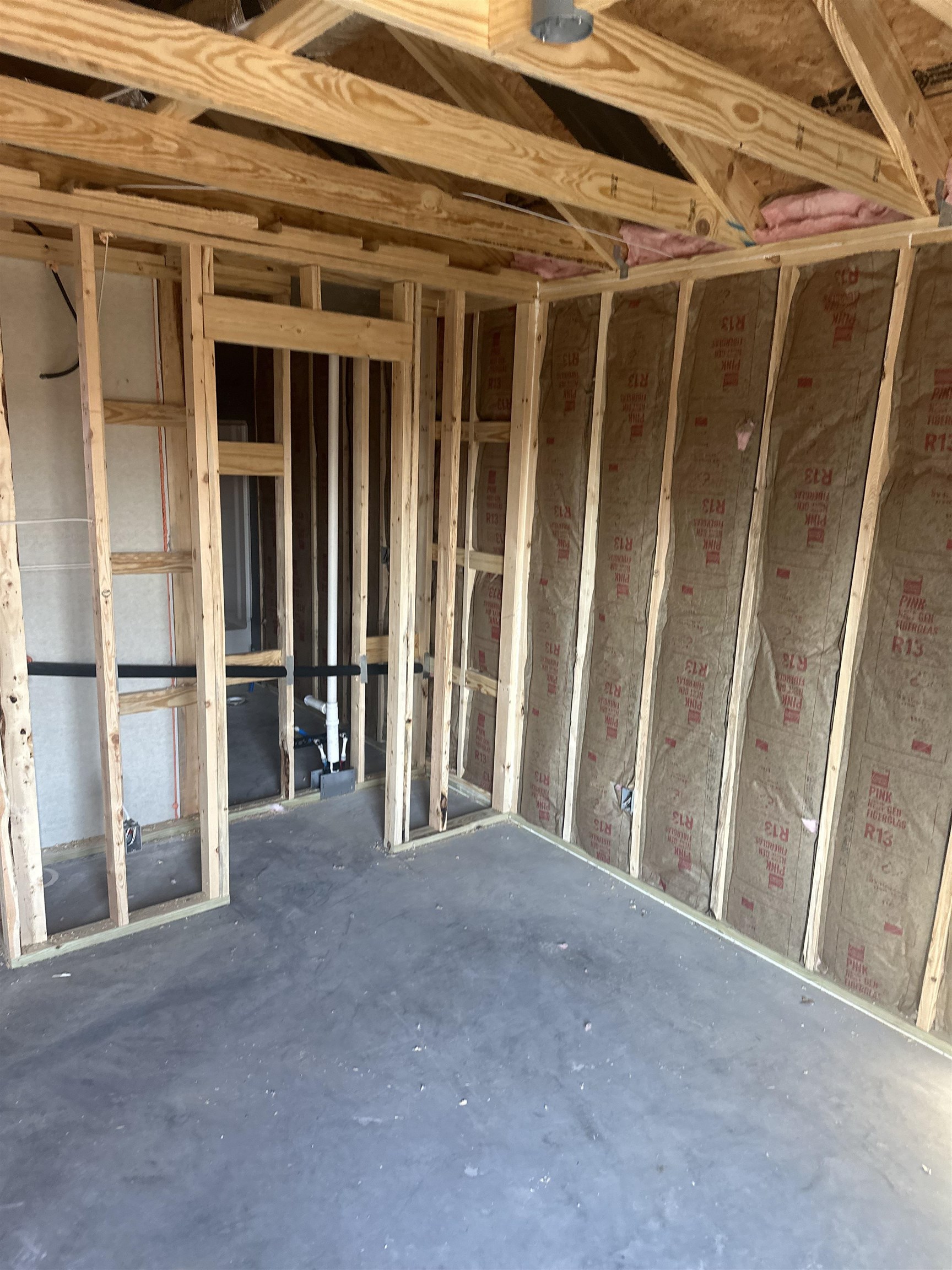 TRAMMEL ESTATES - Residential