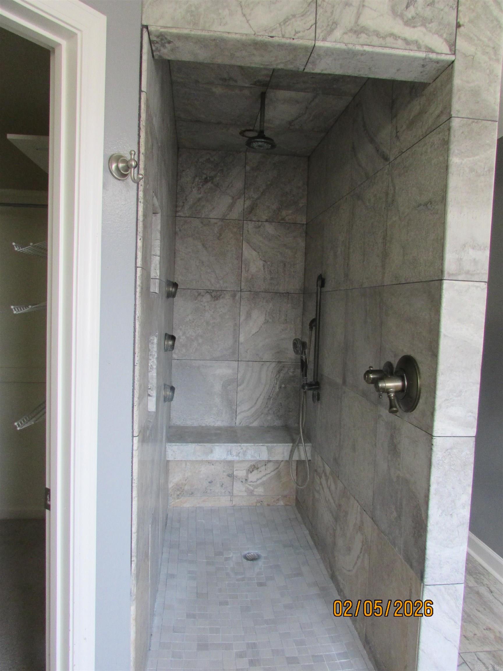 STONEHENGE PLACE - Residential