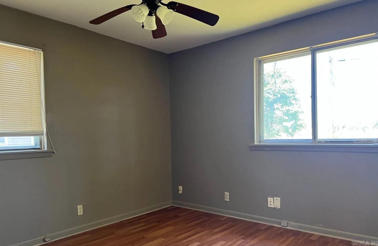 GLENVIEW - Residential