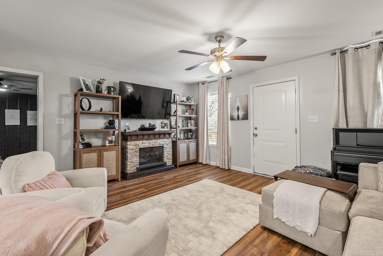 BOOHERS SUB OF HAYS ADDN TOWN - Residential