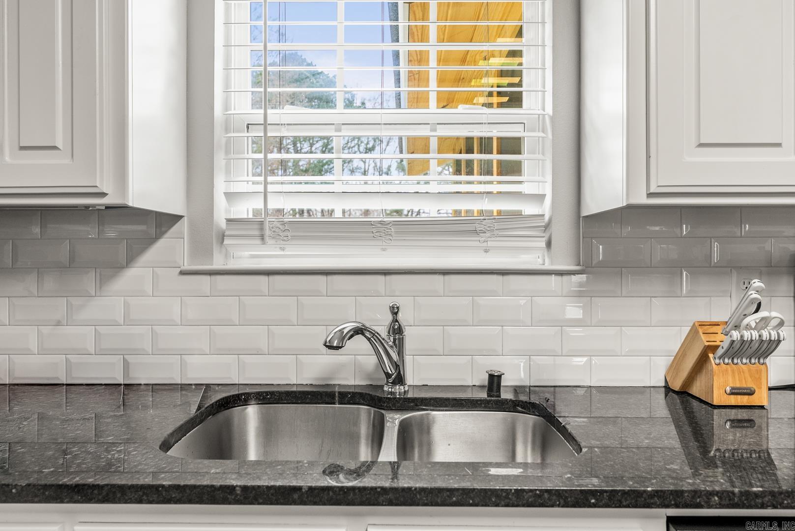 BOOHERS SUB OF HAYS ADDN TOWN - Residential