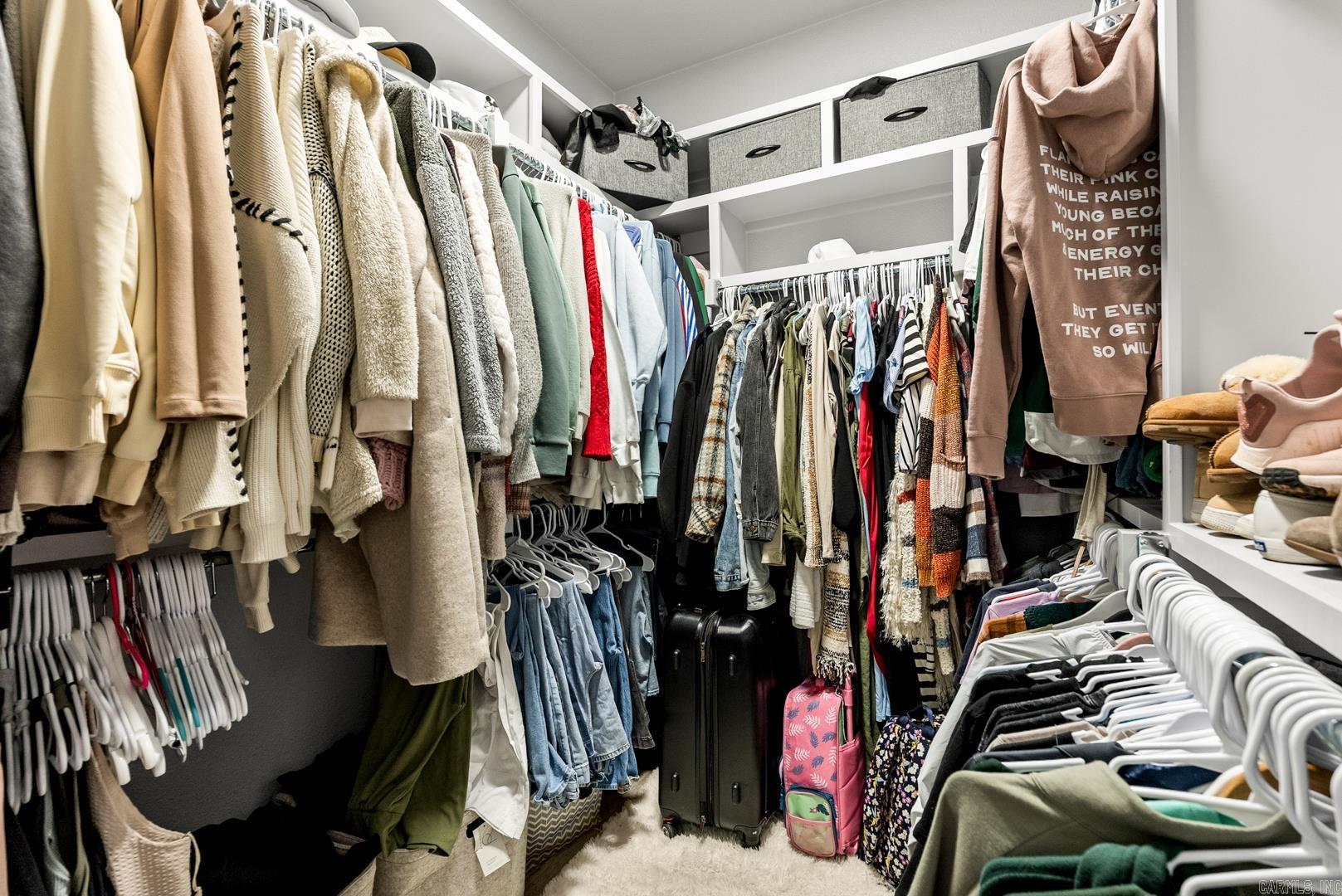 BOOHERS SUB OF HAYS ADDN TOWN - Residential