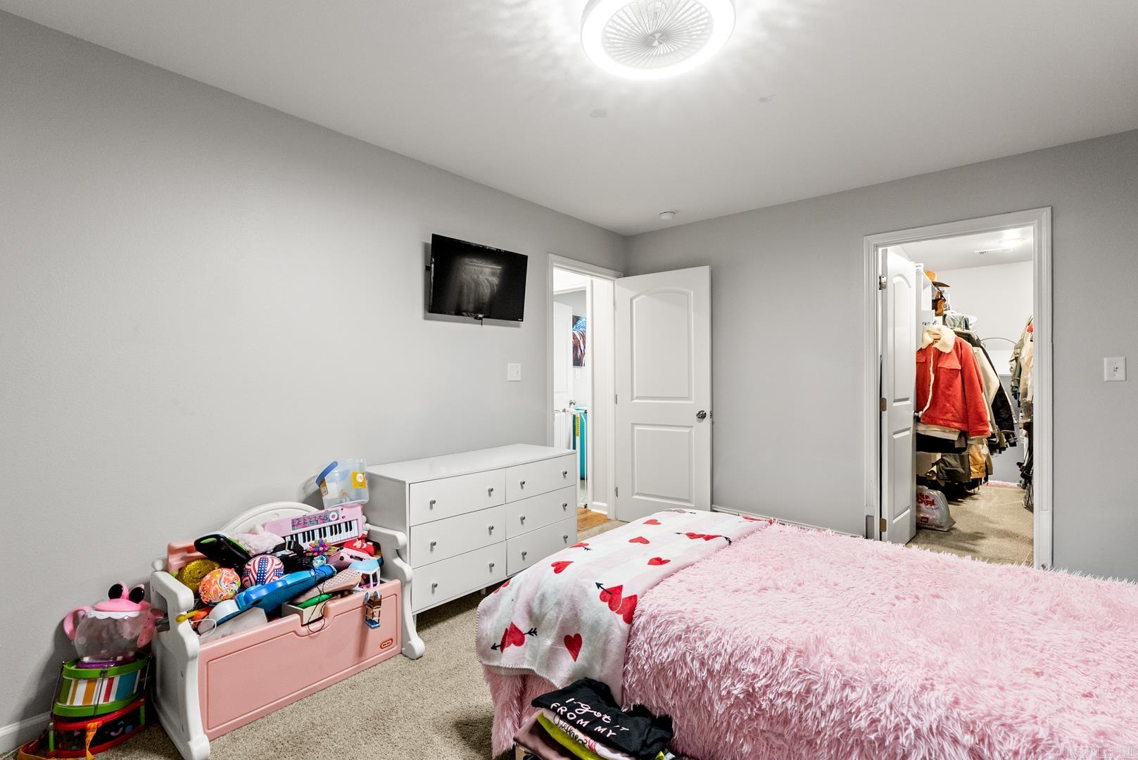 BOOHERS SUB OF HAYS ADDN TOWN - Residential