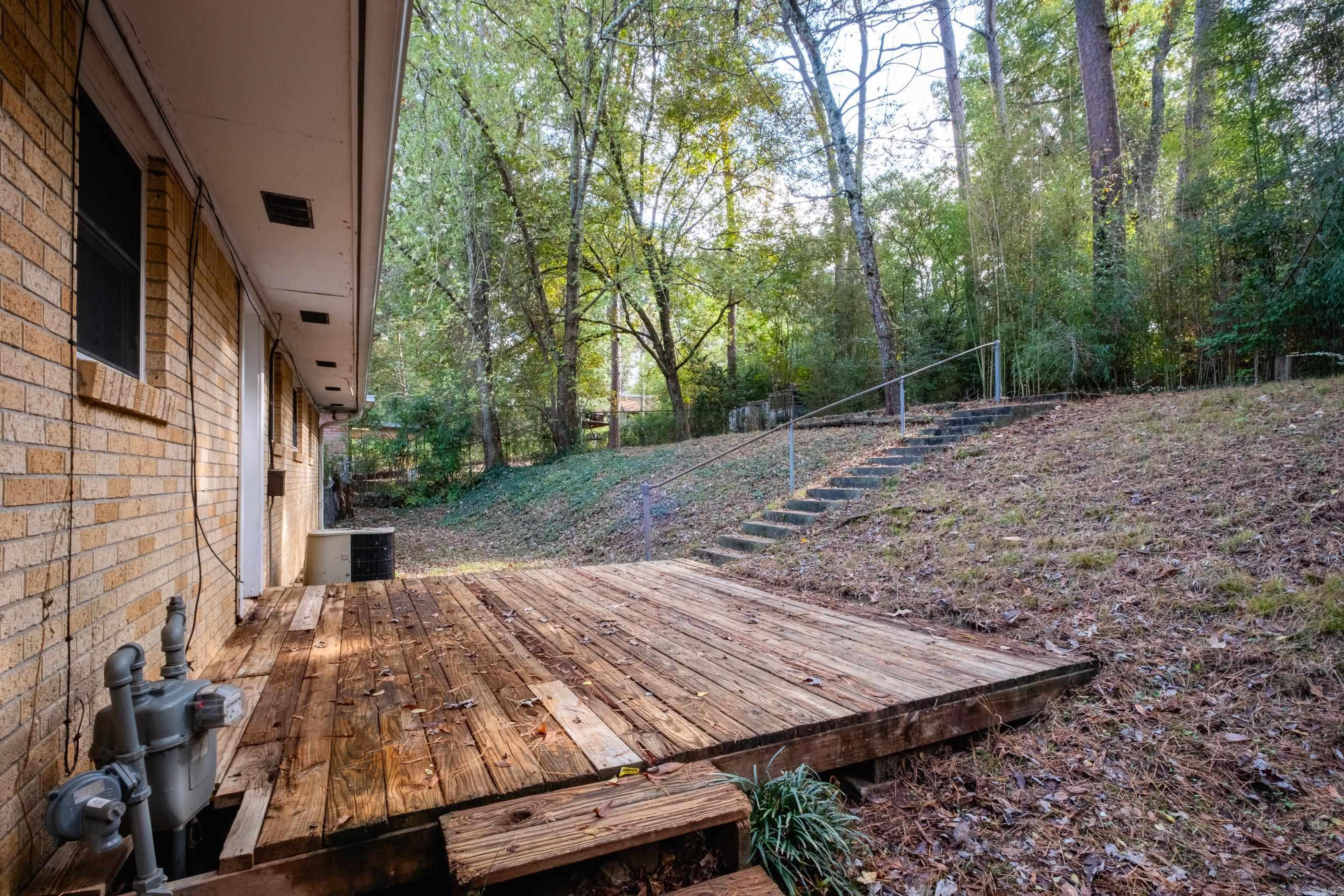 POINT O`WOODS ADDN - Residential