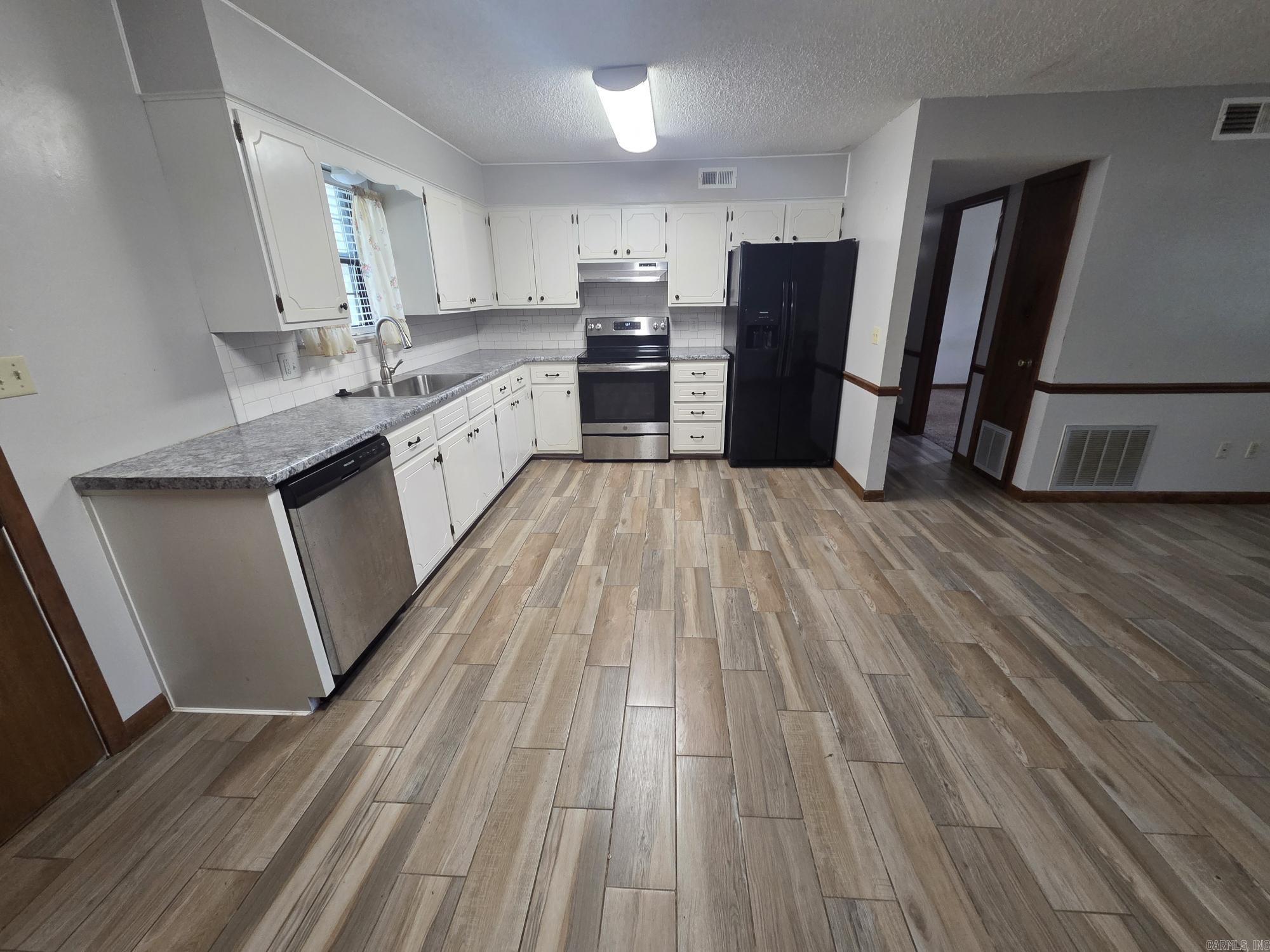 PECAN FORREST ADD - Residential