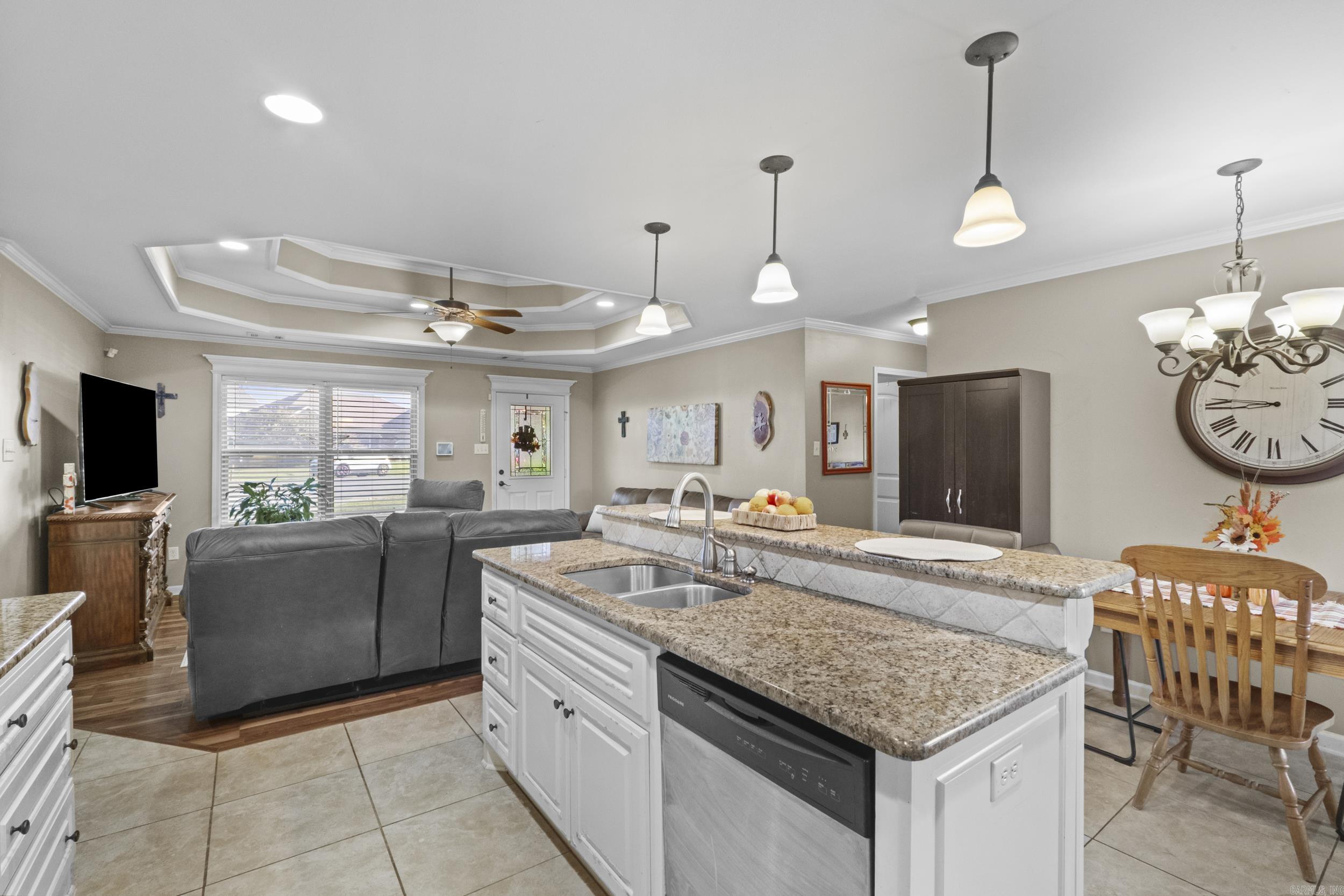 TWIN LAKES PLANNED - Residential