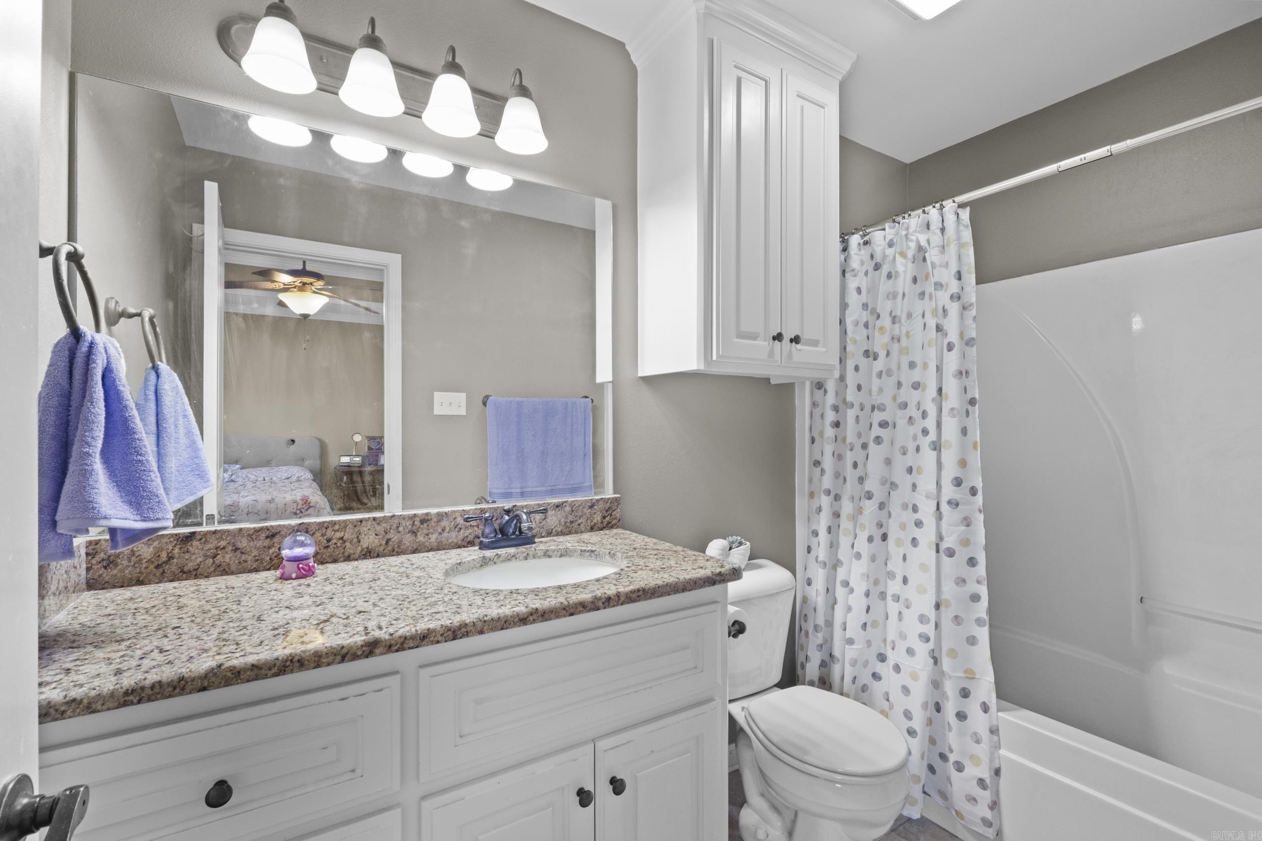TWIN LAKES PLANNED - Residential