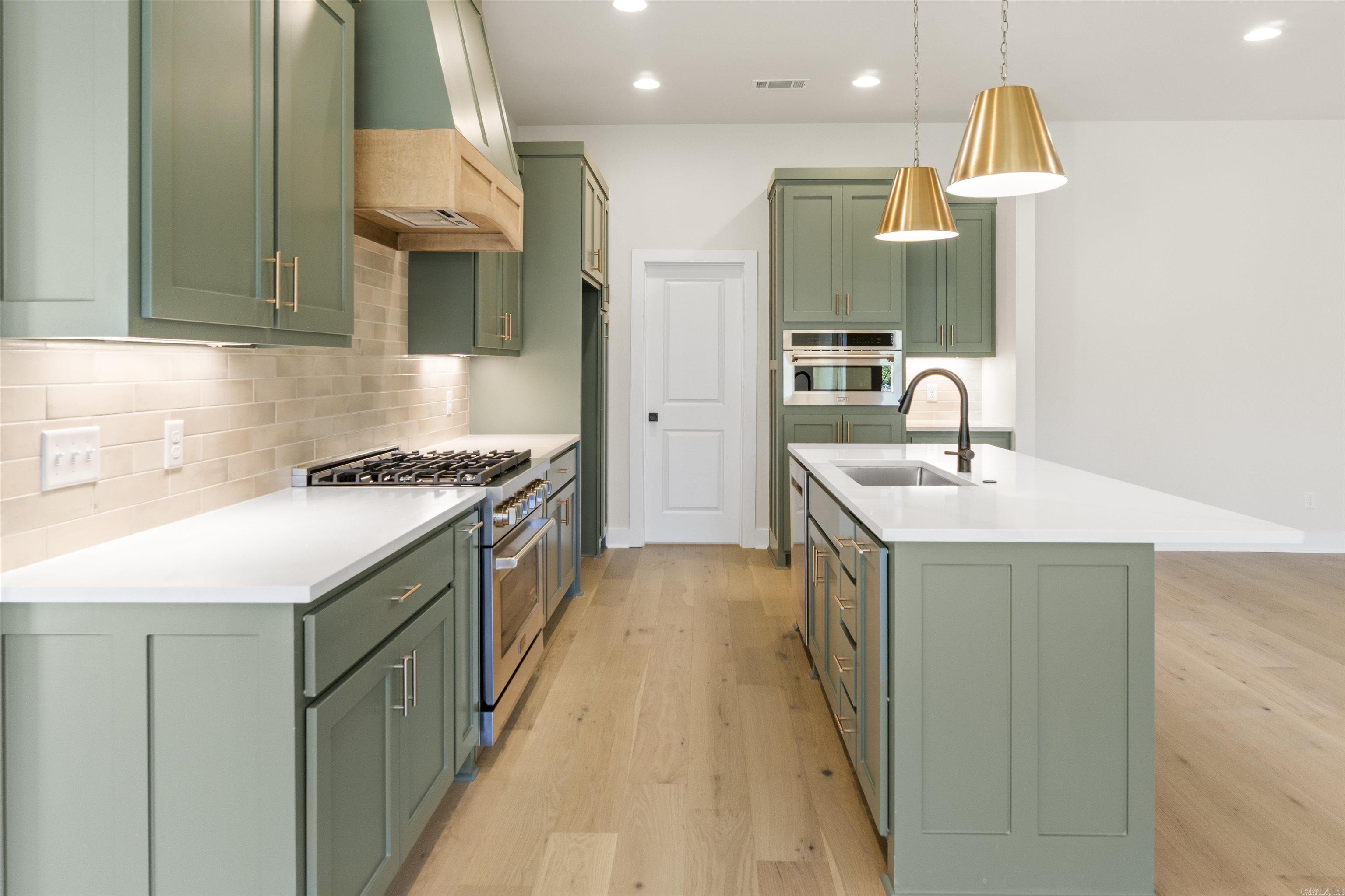 CHARLESTON PLACE SUBDIVISION - Residential