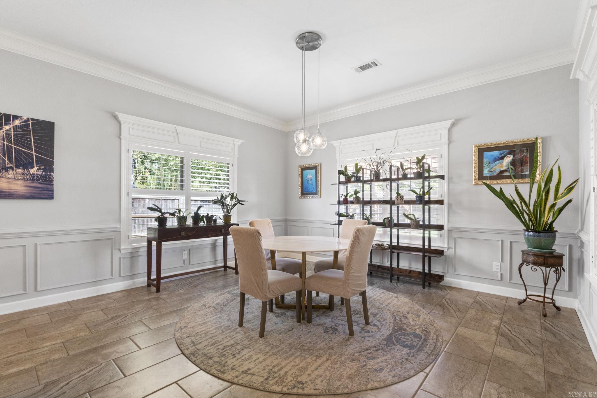 KENSINGTON - Residential