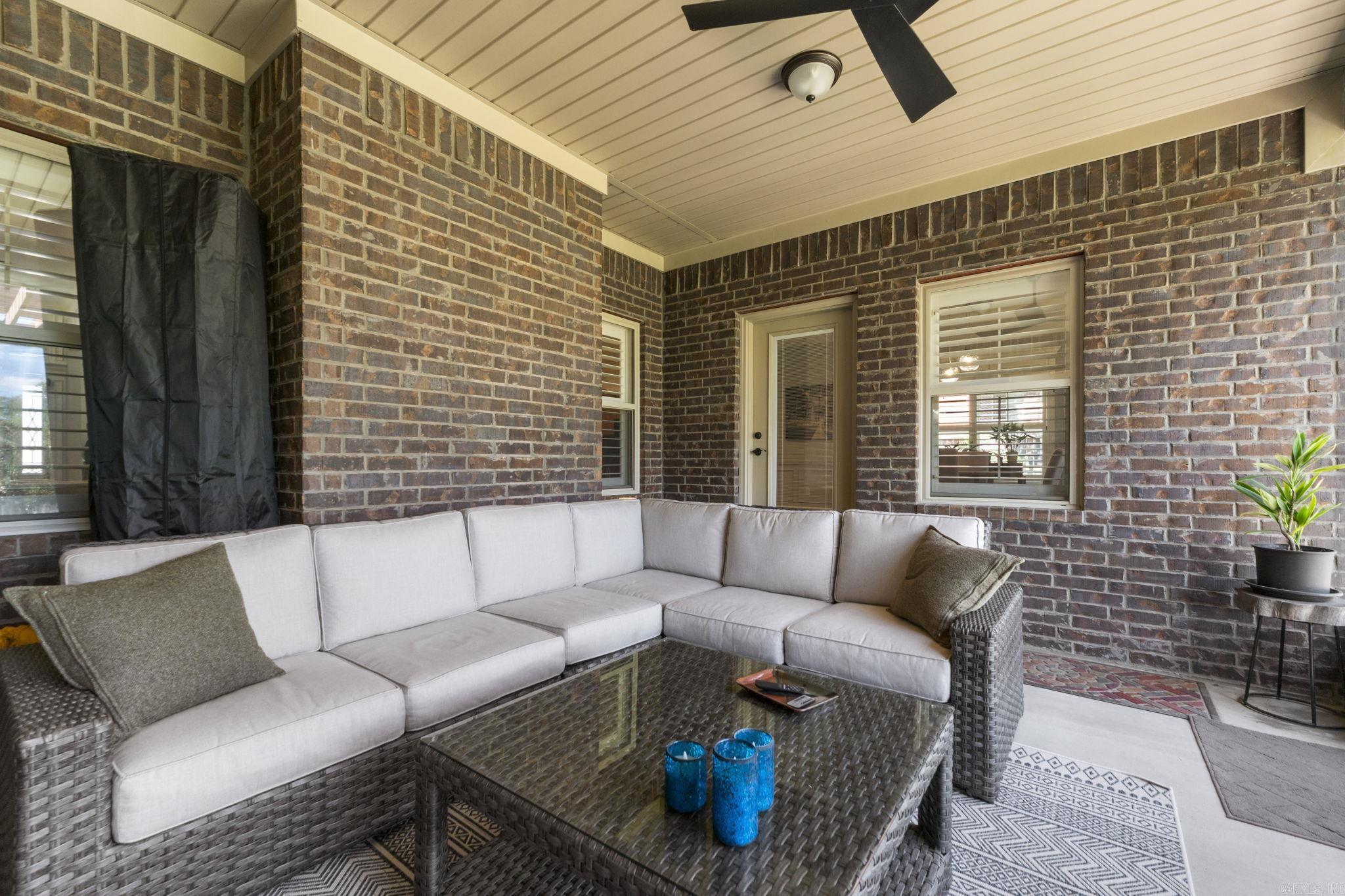 KENSINGTON - Residential