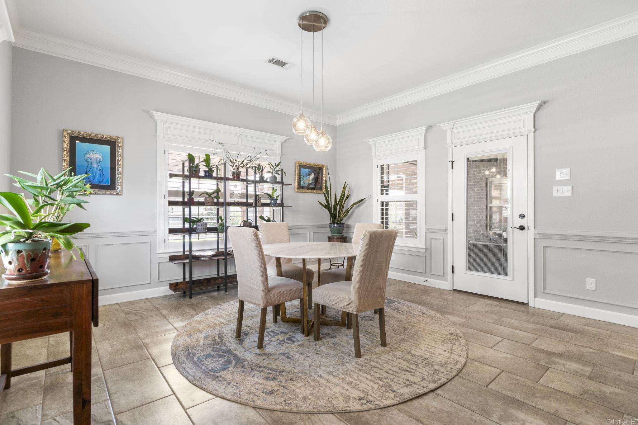 KENSINGTON - Residential