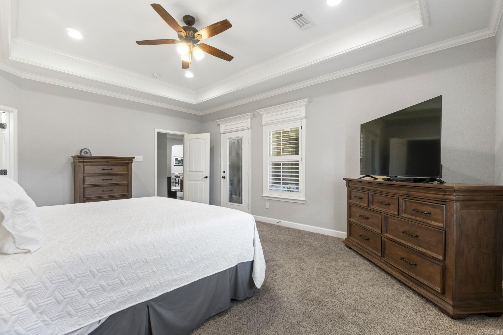 KENSINGTON - Residential