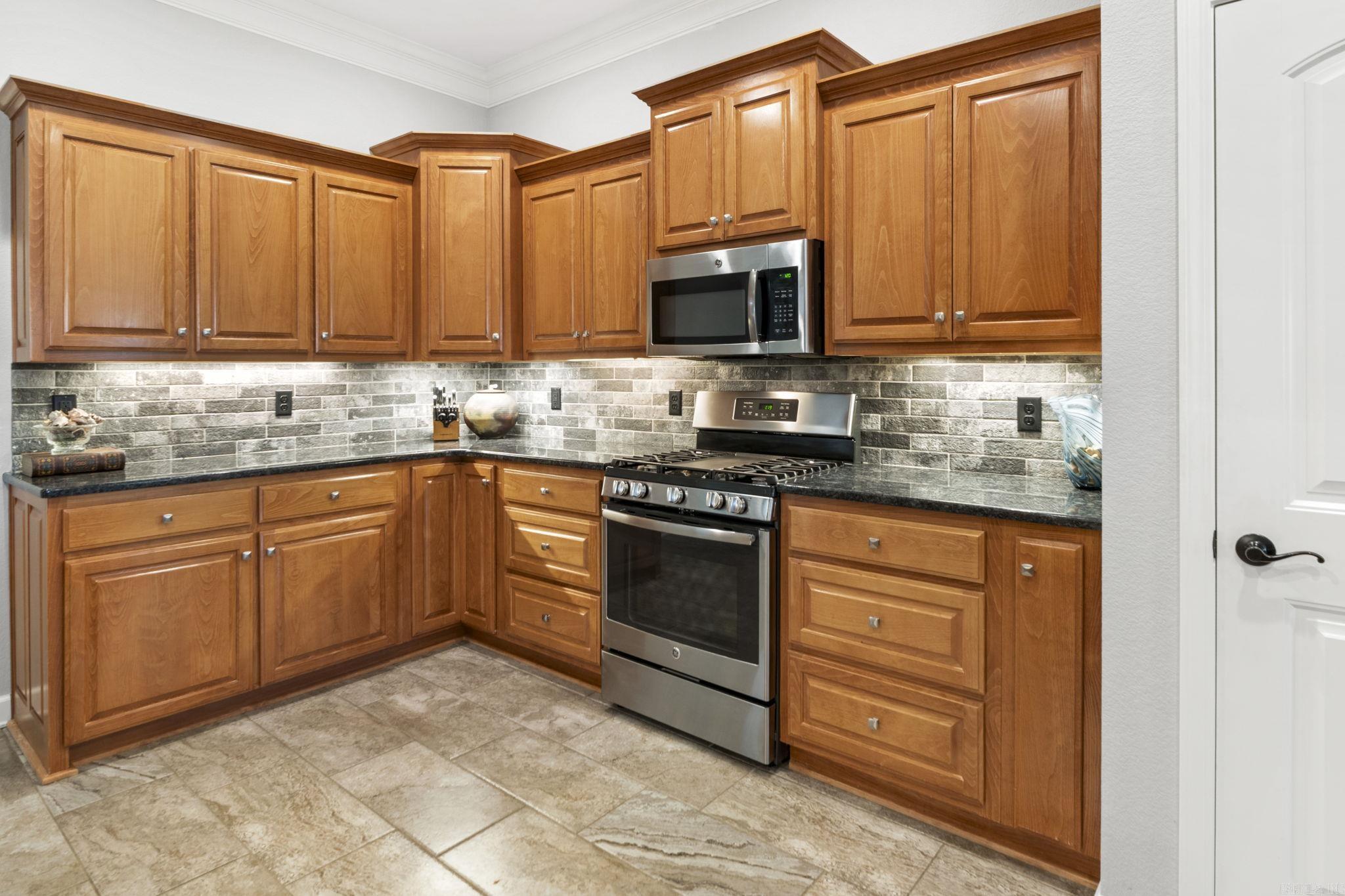 KENSINGTON - Residential