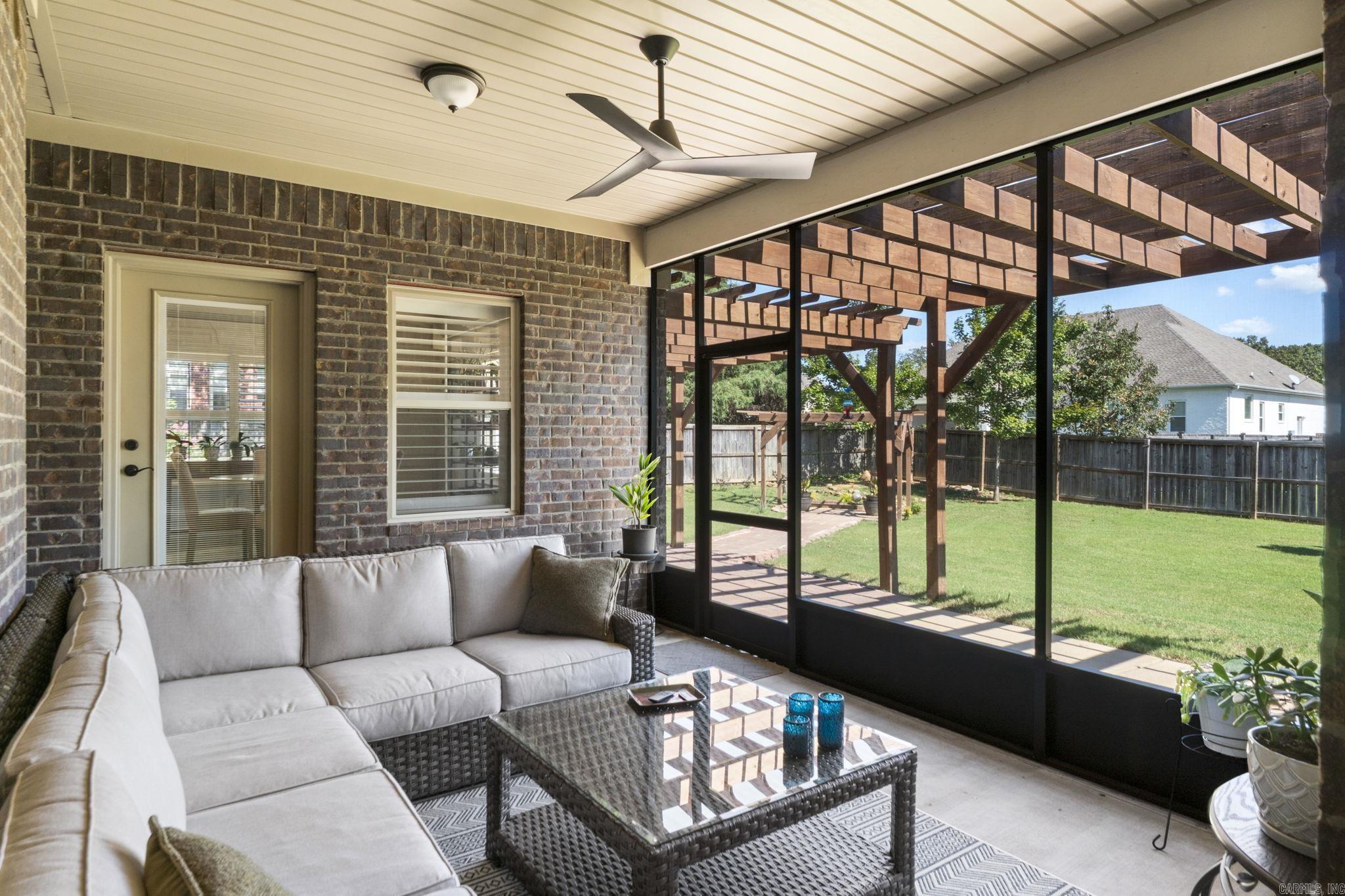 KENSINGTON - Residential