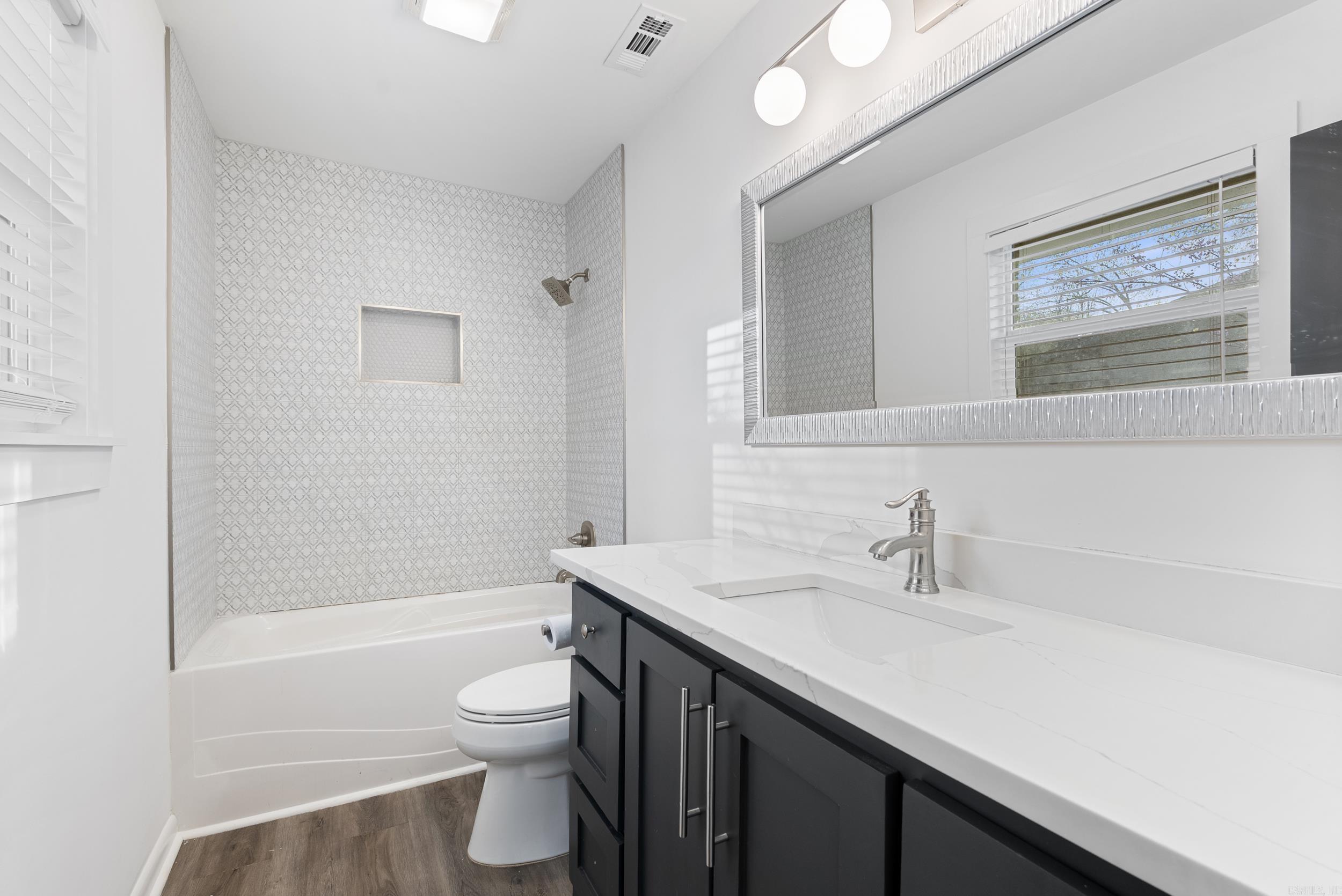 WEST GATE - Residential