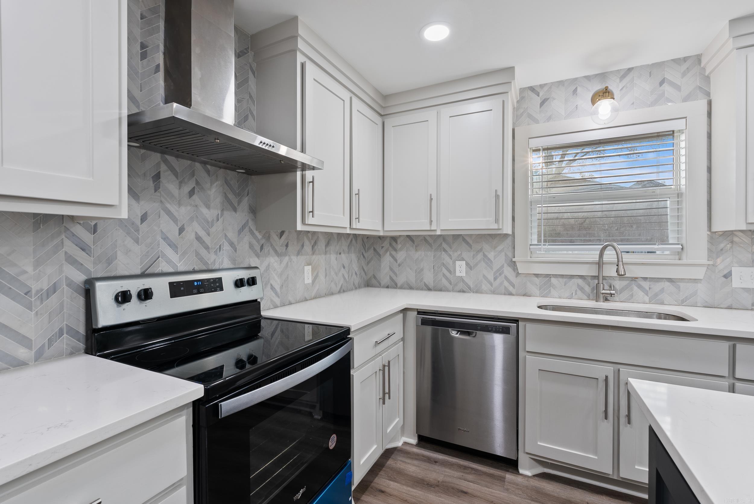 WEST GATE - Residential