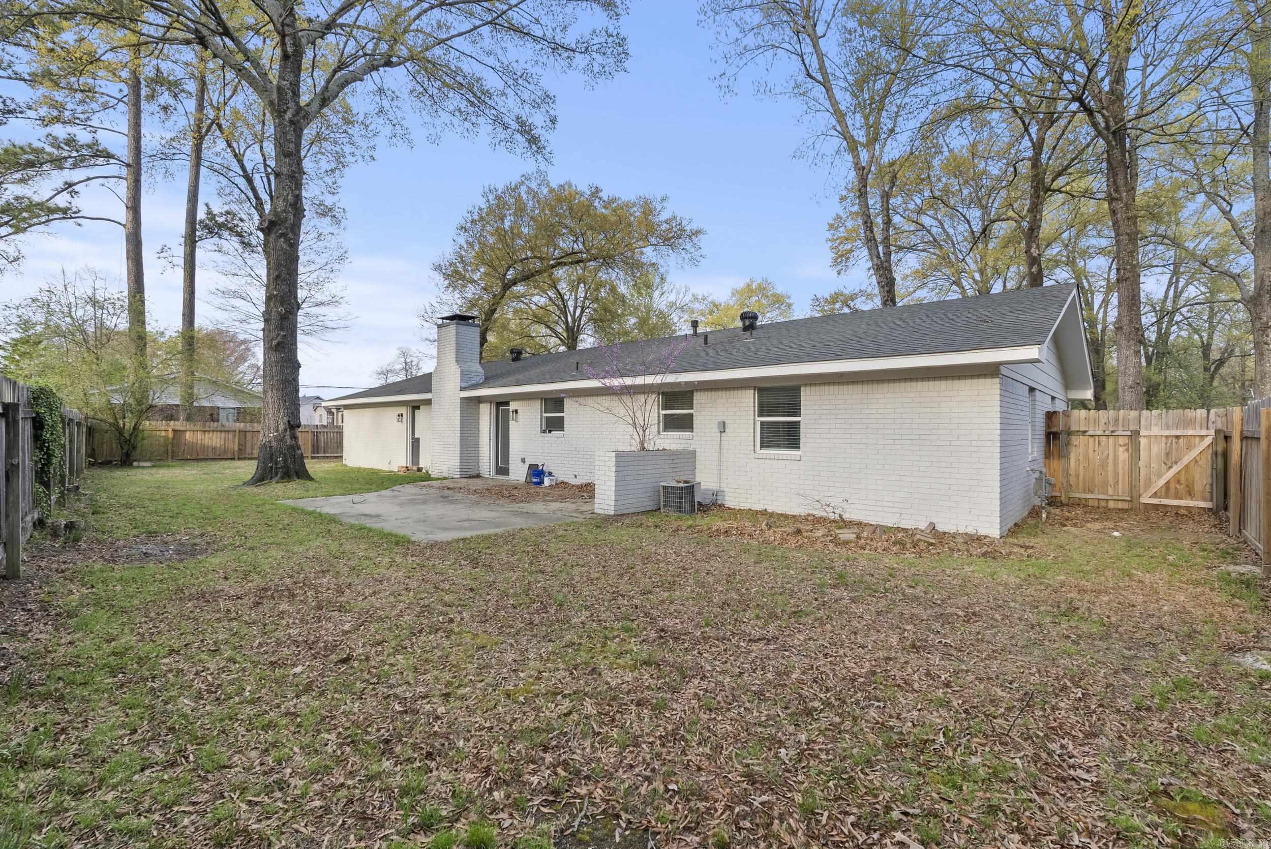 WEST GATE - Residential