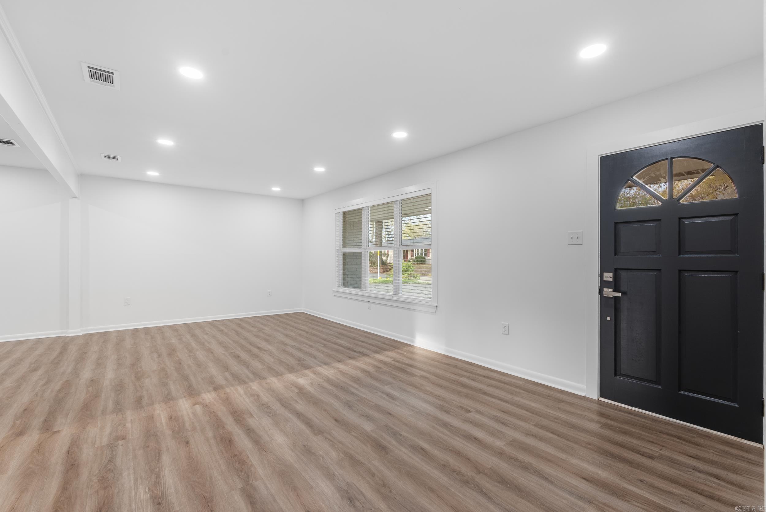 WEST GATE - Residential