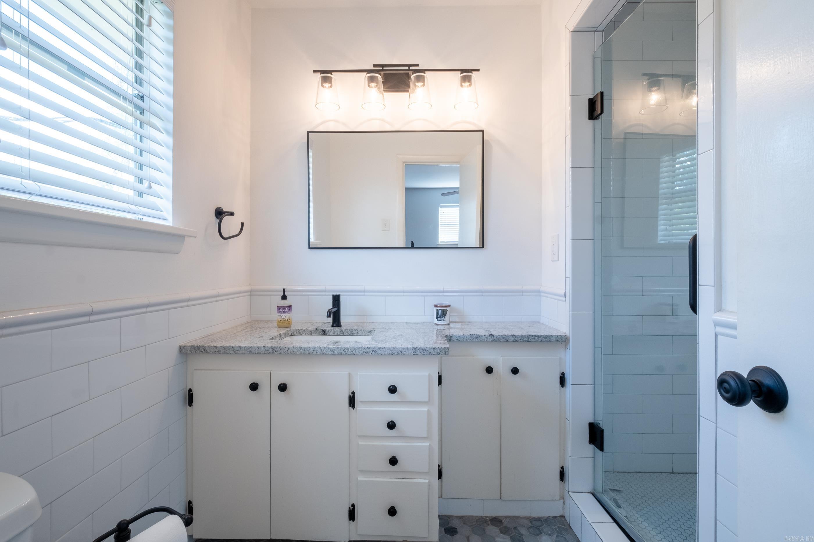 KINGWOOD PLACE - Residential