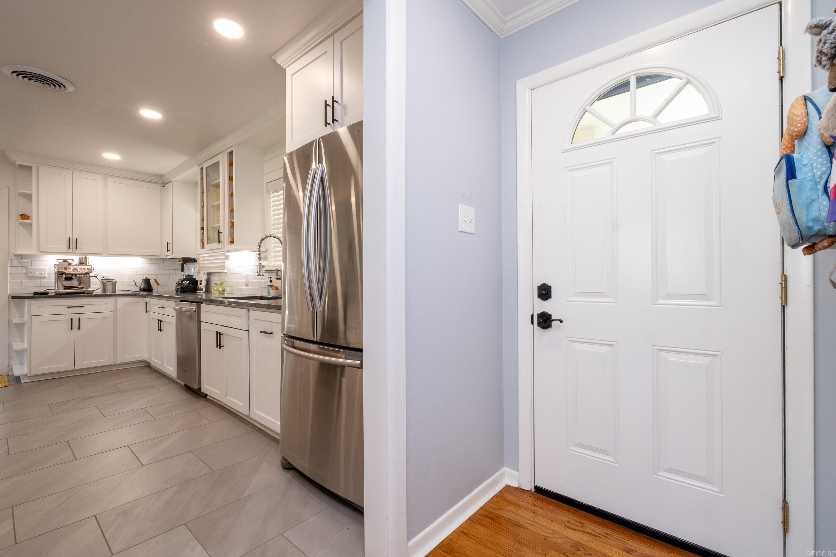 KINGWOOD PLACE - Residential