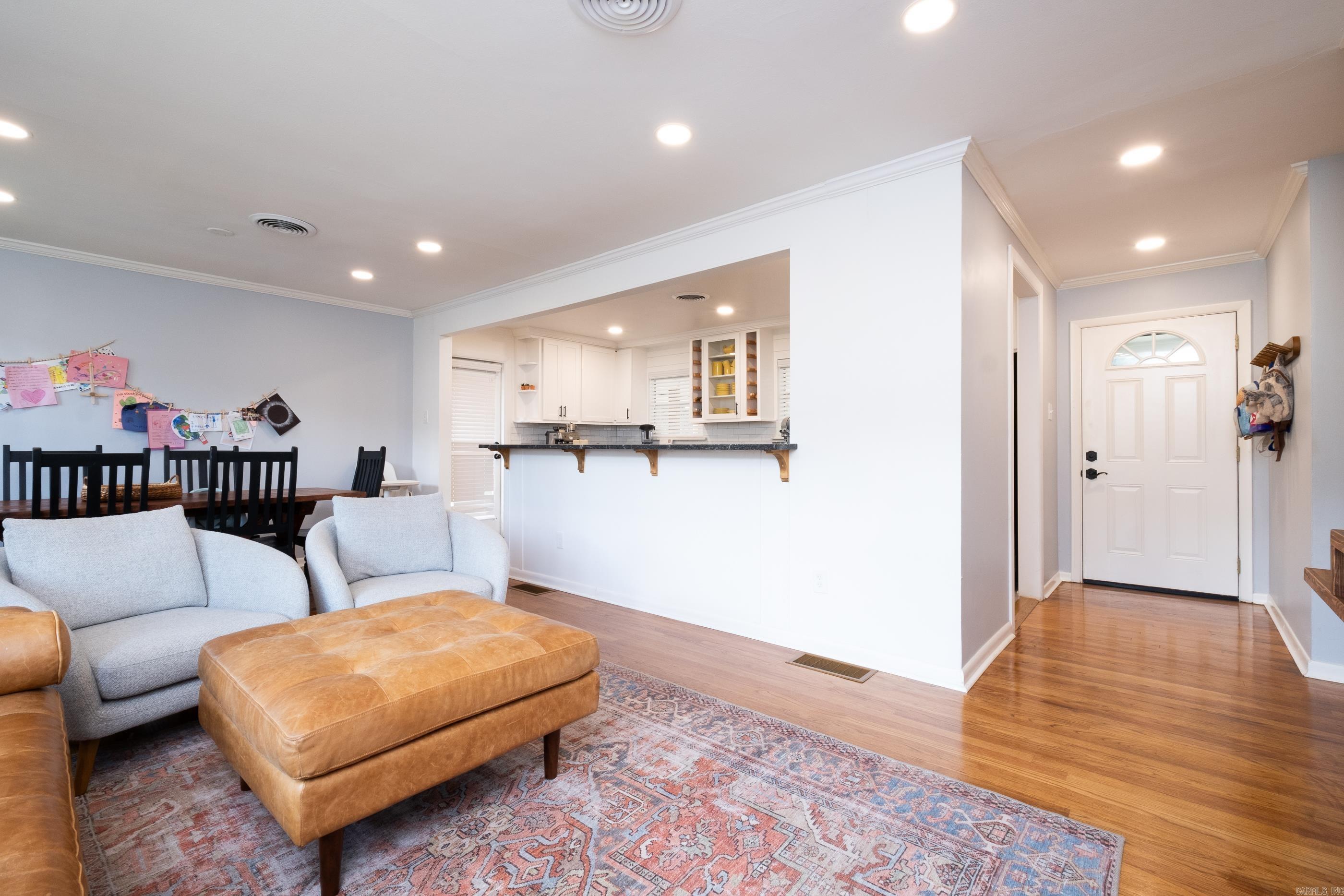 KINGWOOD PLACE - Residential