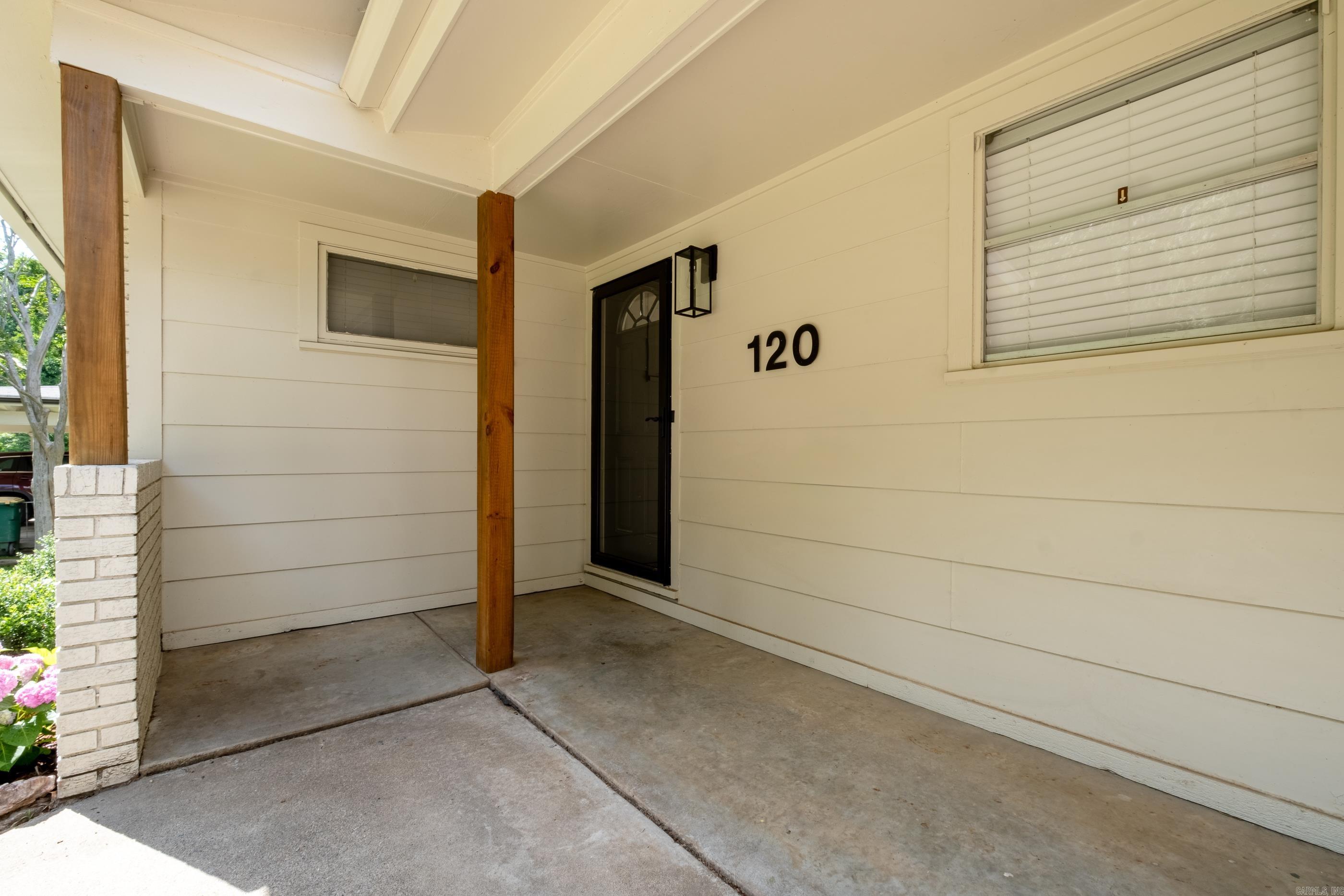 KINGWOOD PLACE - Residential