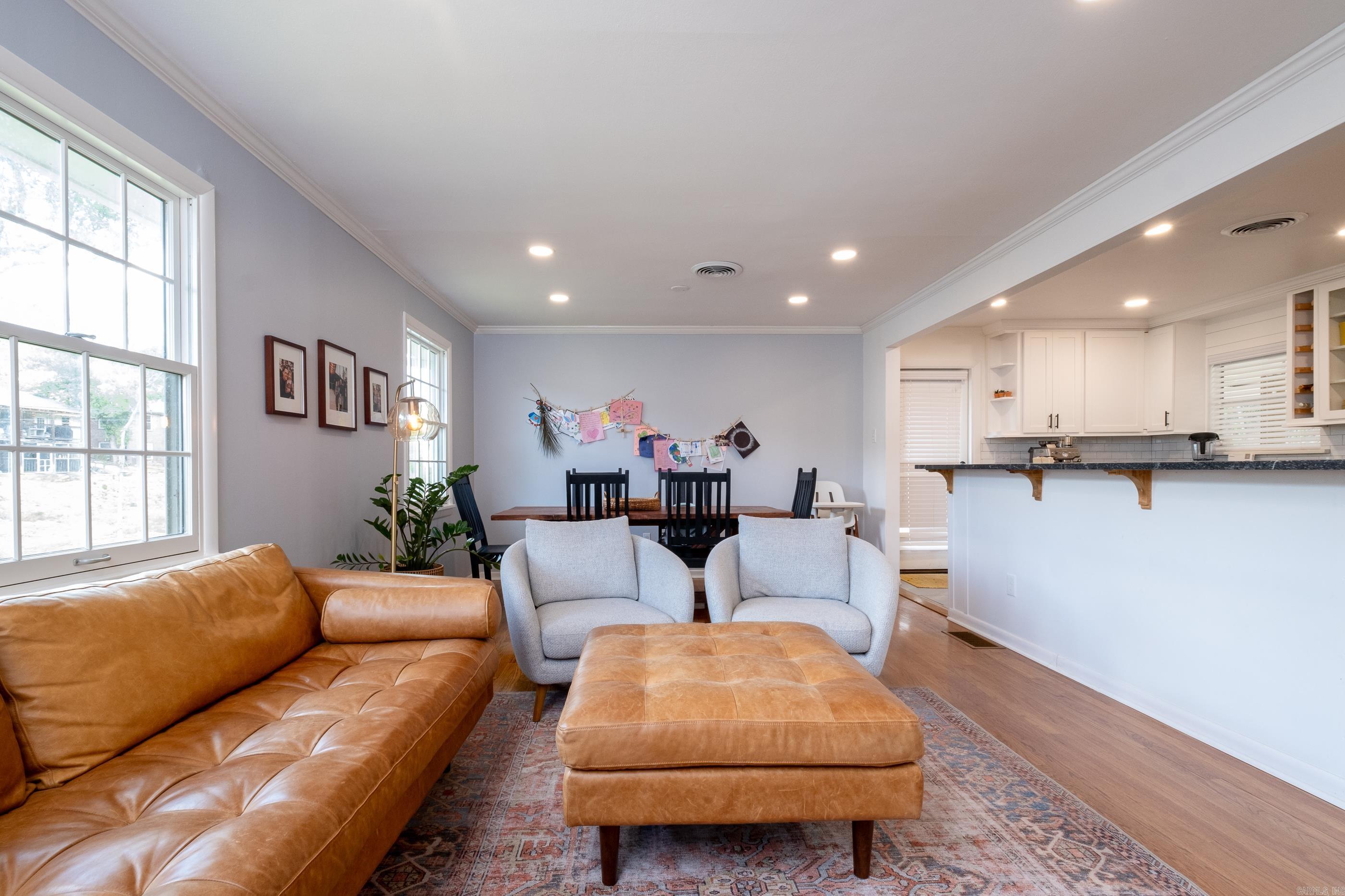 KINGWOOD PLACE - Residential