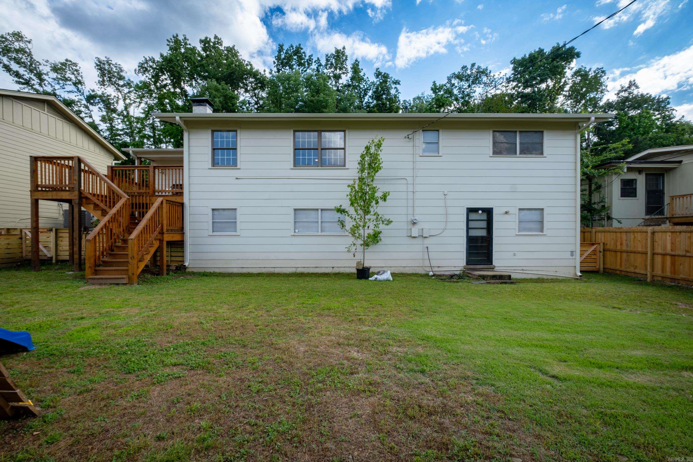 KINGWOOD PLACE - Residential