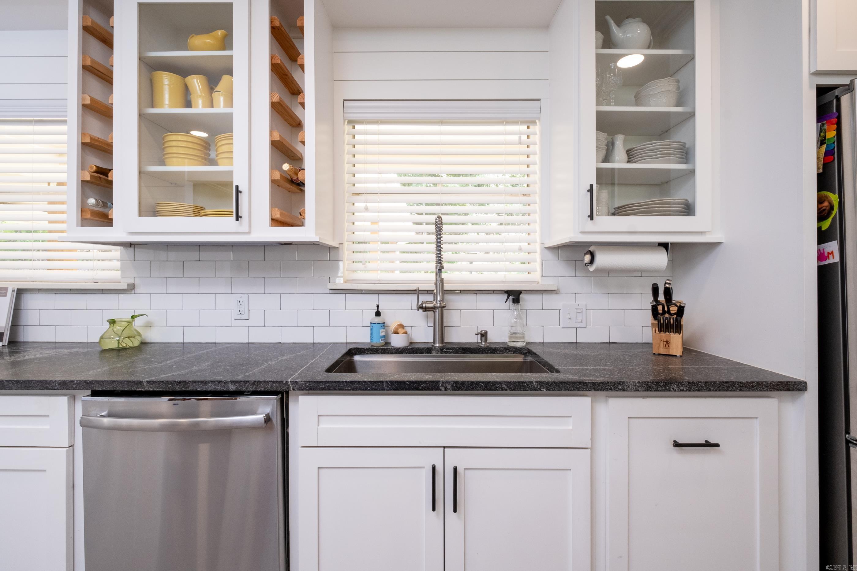 KINGWOOD PLACE - Residential