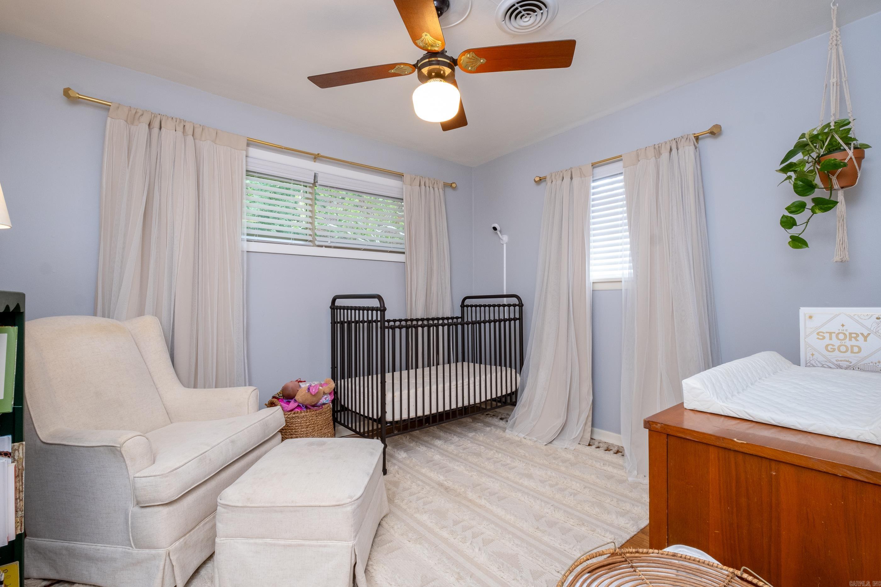 KINGWOOD PLACE - Residential