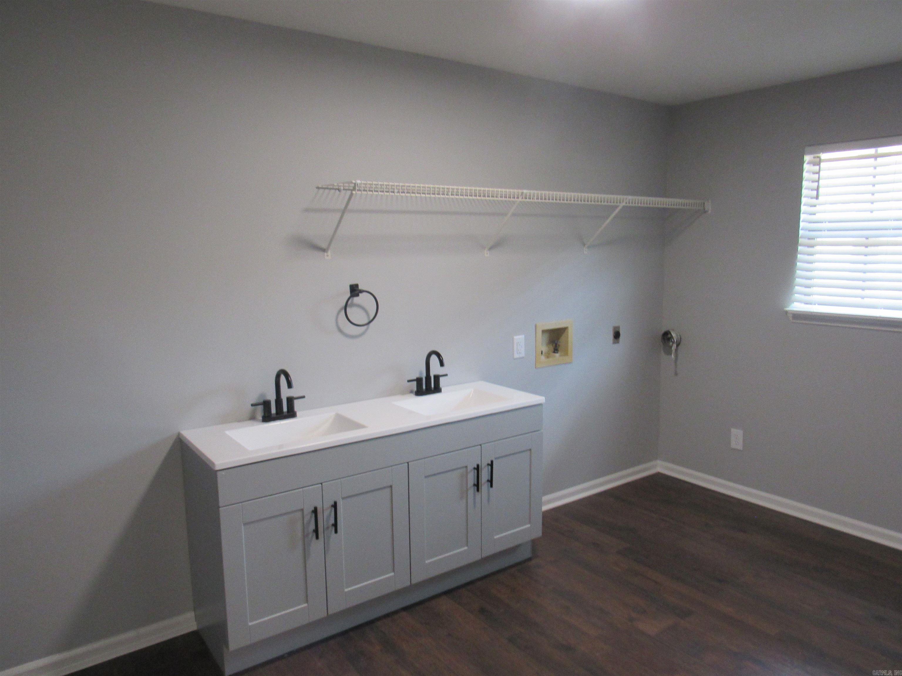 Rainwood 2nd - Residential