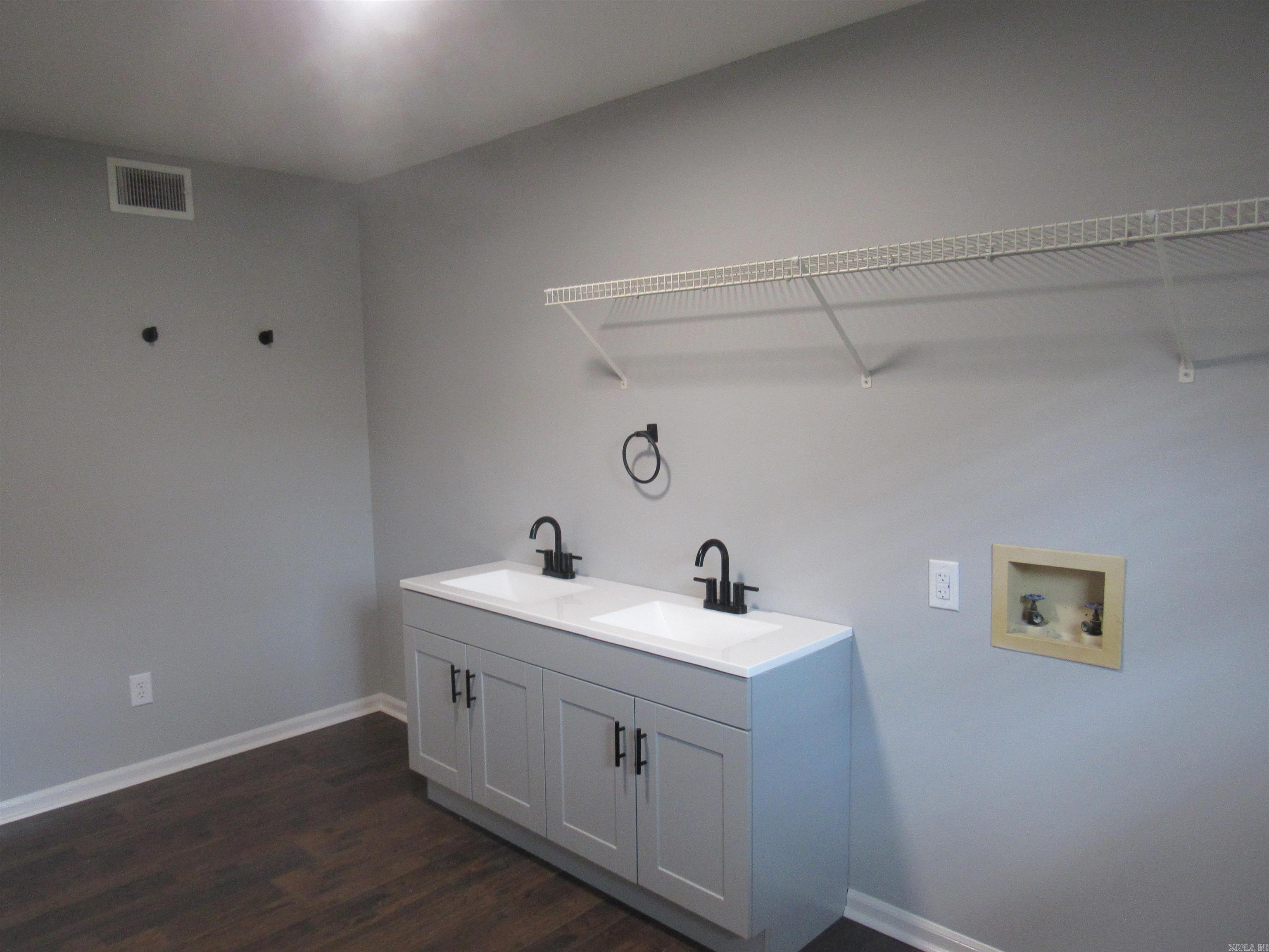 Rainwood 2nd - Residential