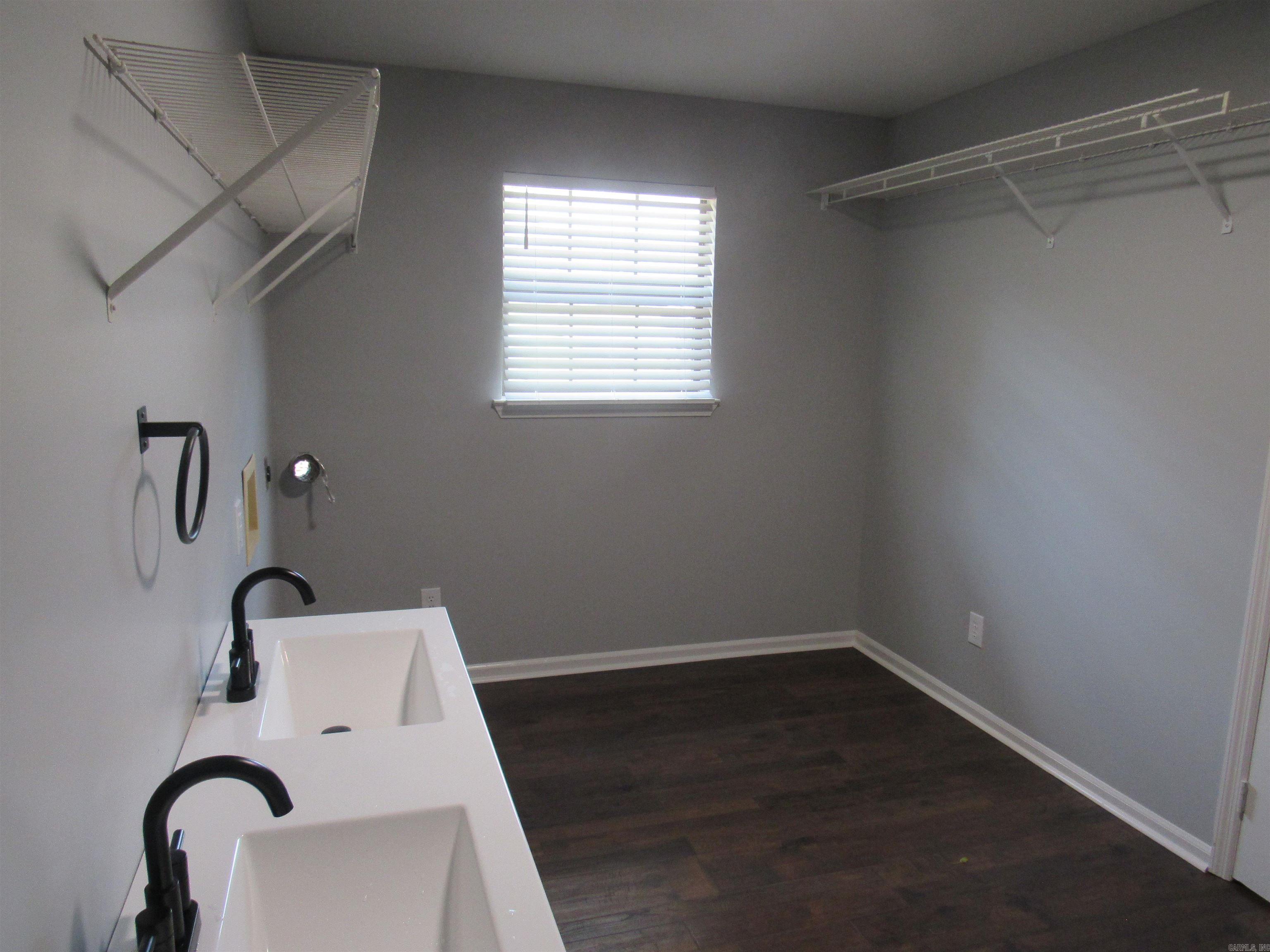 Rainwood 2nd - Residential