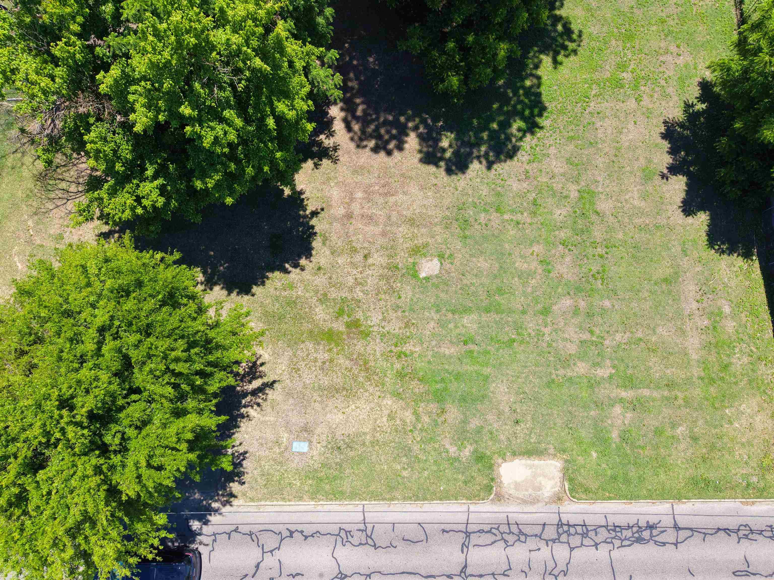 Washington Avenue - Land