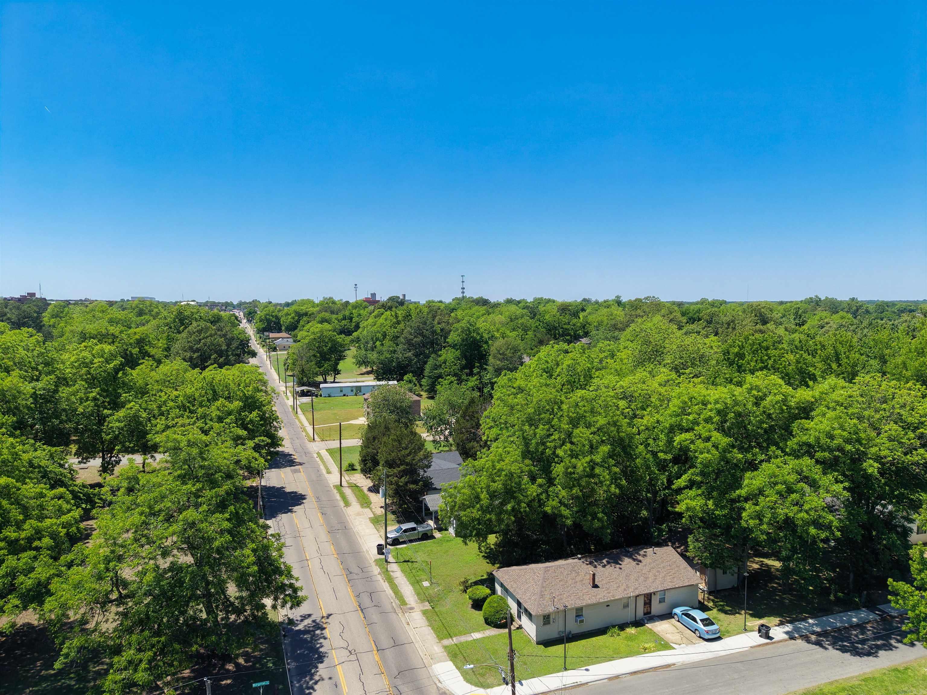 Washington Avenue - Land
