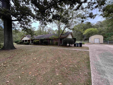 Photo of 369 Highway 376, Camden, AR 71701 (MLS # 26041664)