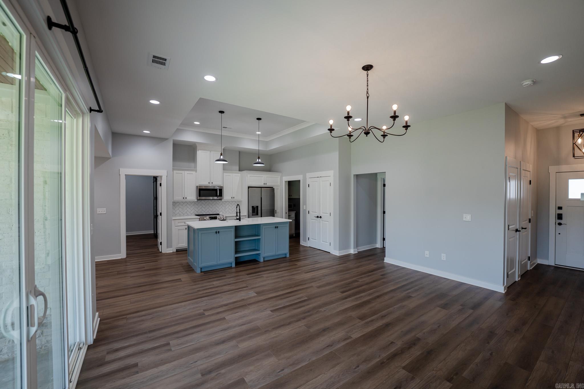 RIVENDALE COVE - Residential