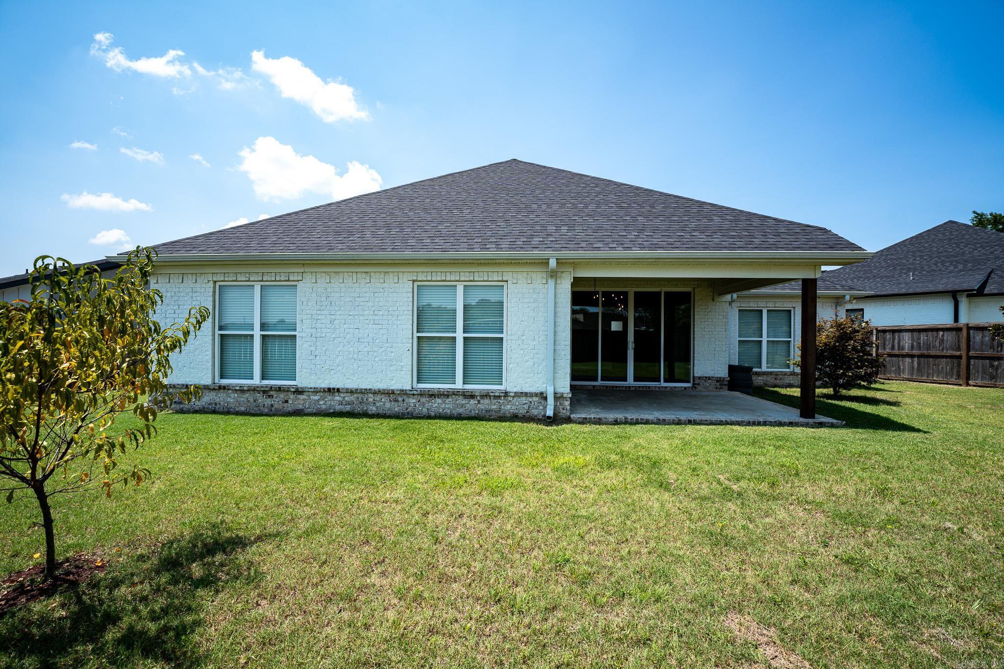 RIVENDALE COVE - Residential