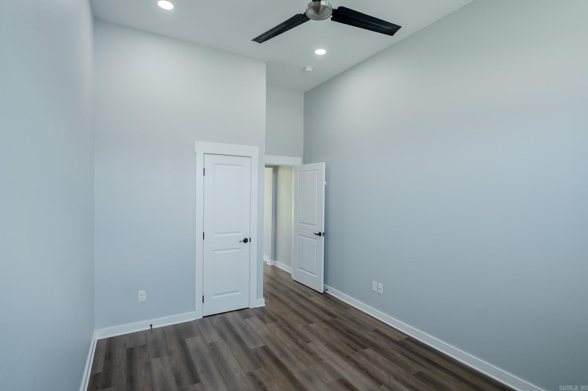 RIVENDALE COVE - Residential